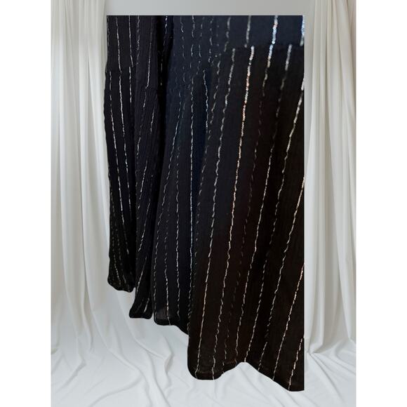 Savanna Jane Boho Embroidered Floral Blouse Black Metallic Stripe Peasant Top L - Picture 5 of 9